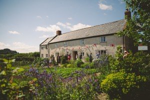river cottage wedding pictures