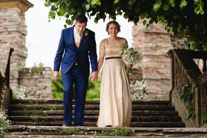 bride and groom arriving at hestercombe gardens